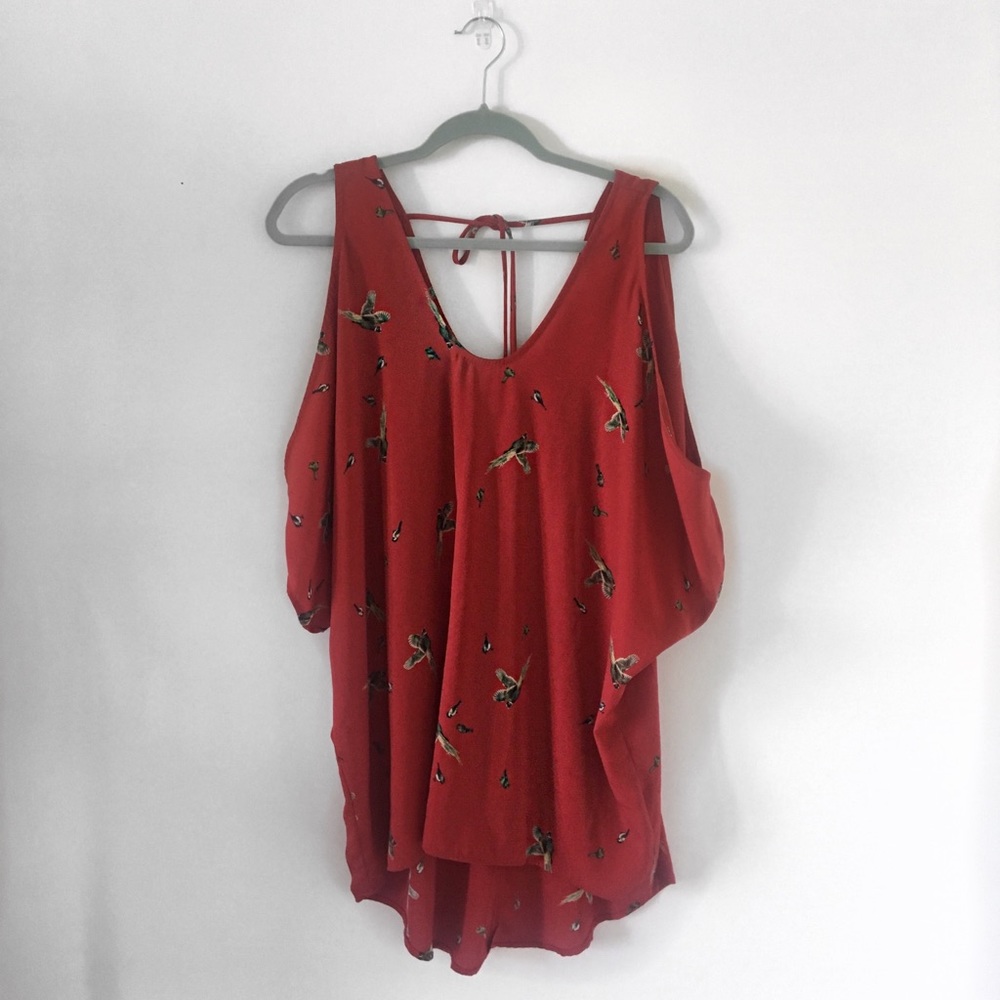 ON THE ROAD boutique red tunic